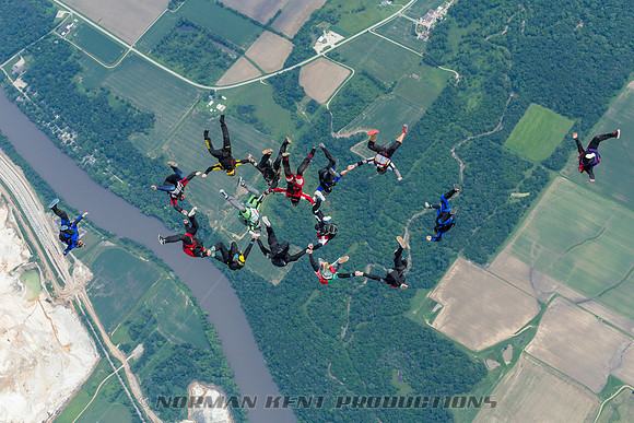 NKP-Freefly Record 2015 Tryouts Skydive Chicago-3592