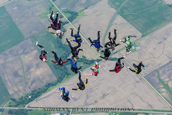 NKP-Freefly Record 2015 Tryouts Skydive Chicago-3653