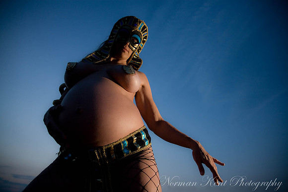 NK Rena pregnant 08-7909-Edit
