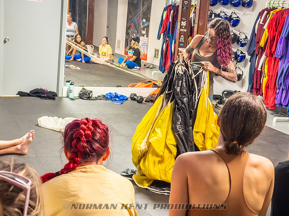 NKP-SIS-Sisters In Skydiving-Deland -IMG_3937