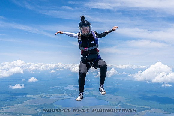 NKP-SIS-Sisters In Skydiving-Deland -NKP00884