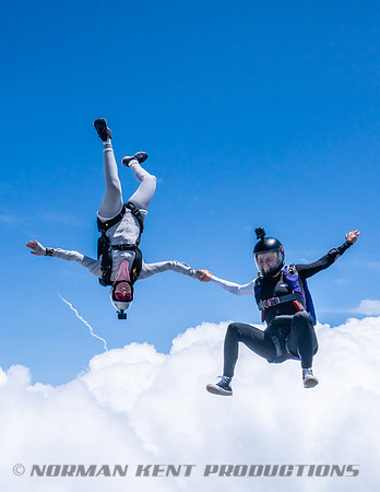 NKP-SIS-Sisters In Skydiving-Deland -NKP00974-2