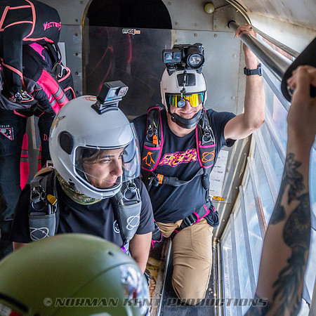NKP-SIS-Sisters In Skydiving-Deland -NKP00988