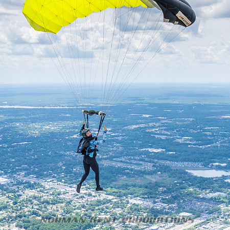 NKP-SIS-Sisters In Skydiving-Deland -NKP00983