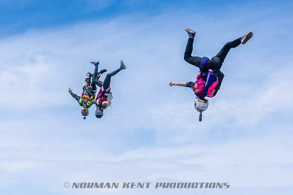 NKP-SIS-Sisters In Skydiving-Deland -NKP01046