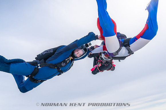NKP-SIS-Sisters In Skydiving-Deland -NKP01102