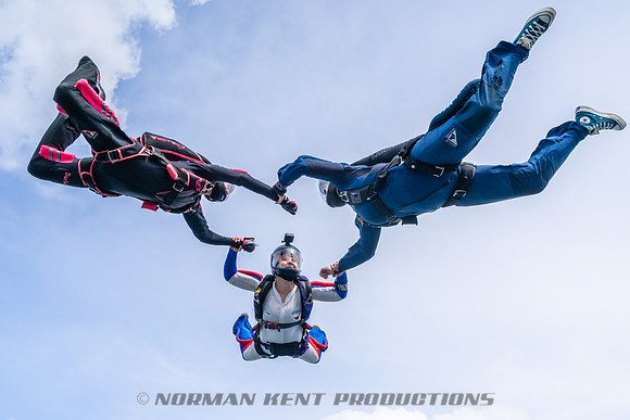 NKP-SIS-Sisters In Skydiving-Deland -NKP01120