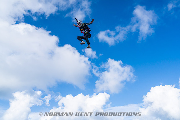 NKP-SIS-Sisters In Skydiving-Deland -NKP01196