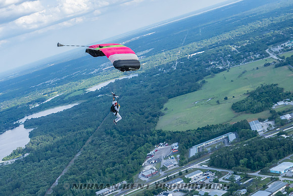 NKP-SIS-Sisters In Skydiving-Deland -NKP01201