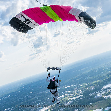 NKP-SIS-Sisters In Skydiving-Deland -NKP01207