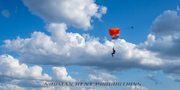 NKP-SIS-Sisters In Skydiving-Deland -NKP01234