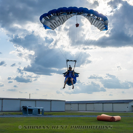 NKP-SIS-Sisters In Skydiving-Deland -NKP01237