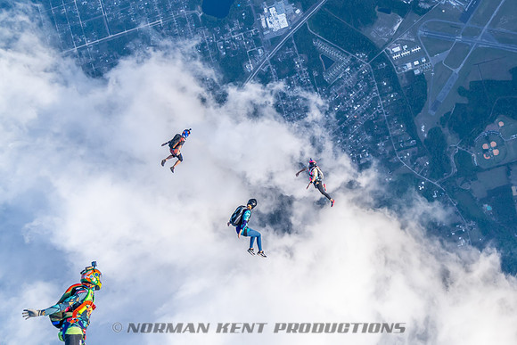 NKP-SIS-Sisters In Skydiving-Deland -NKP01285