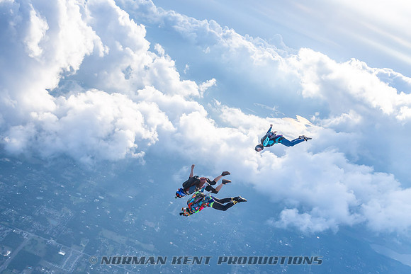 NKP-SIS-Sisters In Skydiving-Deland -NKP01304