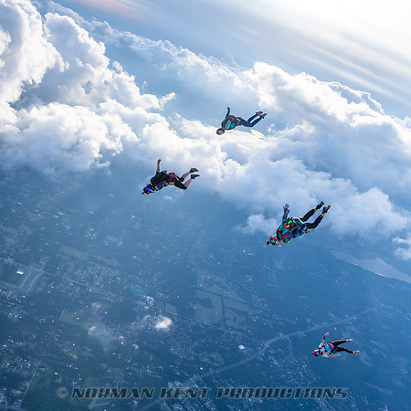 NKP-SIS-Sisters In Skydiving-Deland -NKP01307
