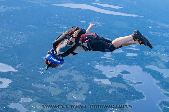 NKP-SIS-Sisters In Skydiving-Deland -NKP01328