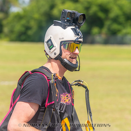 NKP-SIS-Sisters In Skydiving-Deland -NKP07989