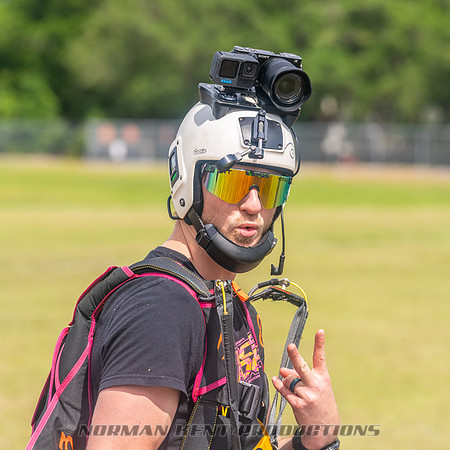 NKP-SIS-Sisters In Skydiving-Deland -NKP07990