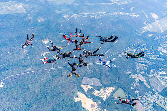2026-06 Heroes Skydiving 2026-NKP04896