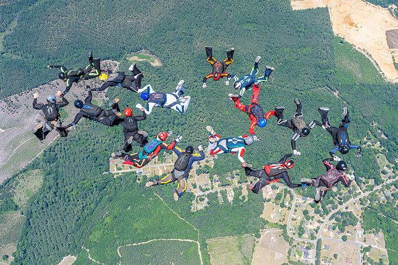 2026-06 Heroes Skydiving 2026-NKP05106