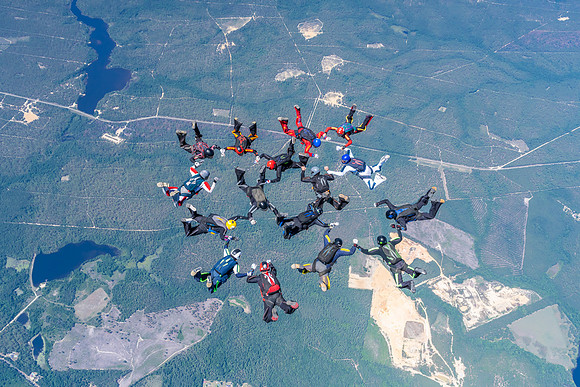 2026-06 Heroes Skydiving 2026-NKP05143
