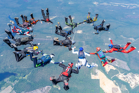 2026-06 Heroes Skydiving 2026-NKP05159