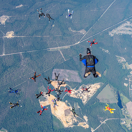 2026-06 Heroes Skydiving 2026-NKP05204