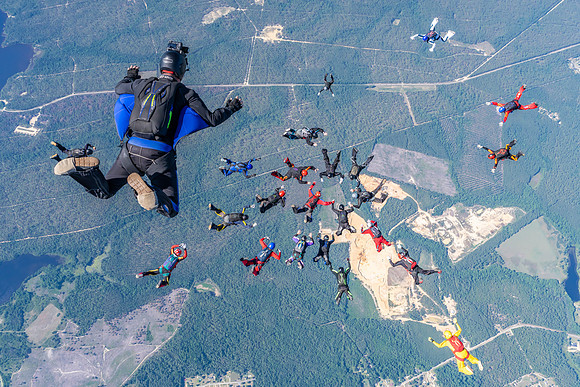 2026-06 Heroes Skydiving 2026-NKP05213