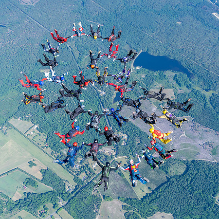 2026-06 Heroes Skydiving 2026-NKP05357