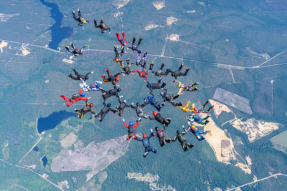 2026-06 Heroes Skydiving 2026-NKP05415