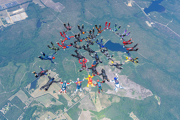2026-06 Heroes Skydiving 2026-NKP05549