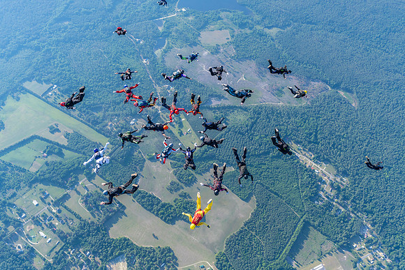 2026-06 Heroes Skydiving 2026-NKP05802