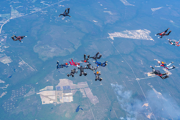 2026-06 Heroes Skydiving 2026-NKP05959