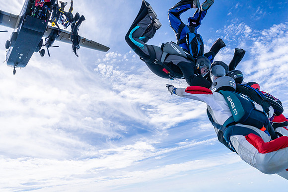 2026-06 Heroes Skydiving 2026-NKP06217