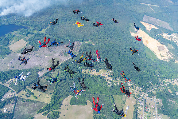 2026-06 Heroes Skydiving 2026-NKP06307