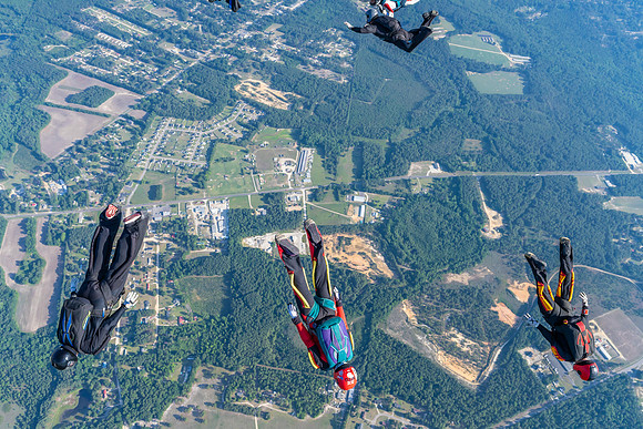 2026-06 Heroes Skydiving 2026-NKP06408