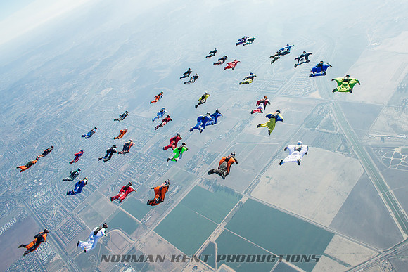 0031--NKP-Wingsuit Record 2015-8853
