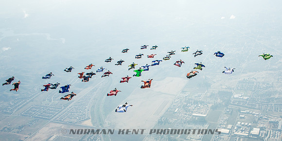 0034--NKP-Wingsuit Record 2015-8886