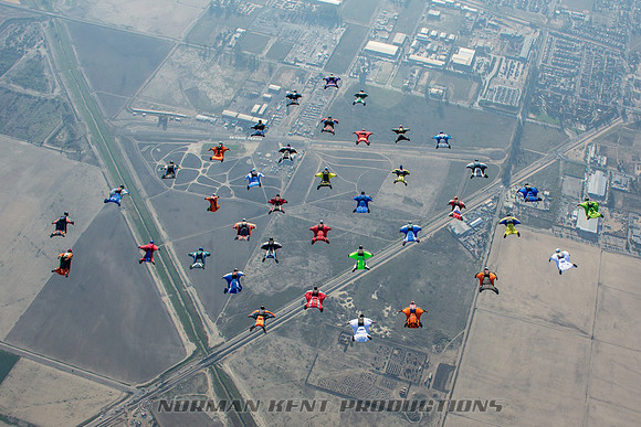 0036--NKP-Wingsuit Record 2015-8898