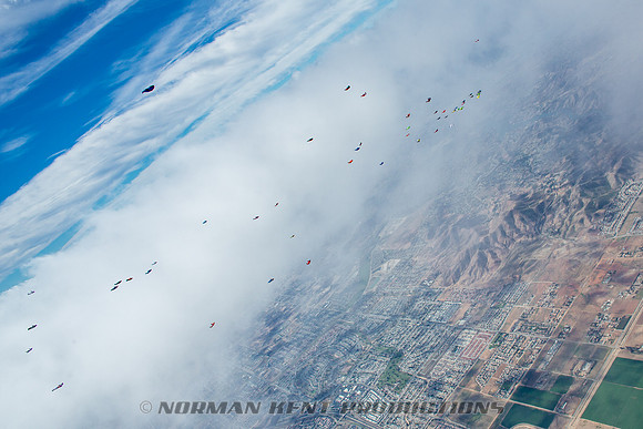 0061--NKP-Wingsuit Record 2015-9217