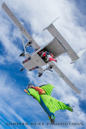 0066--NKP-Wingsuit Record 2015-9341