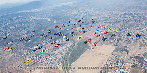 0071--NKP-Wingsuit Record 2015-9602