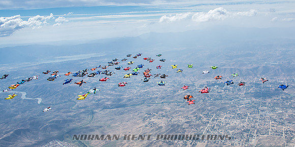 0073--NKP-Wingsuit Record 2015-9610