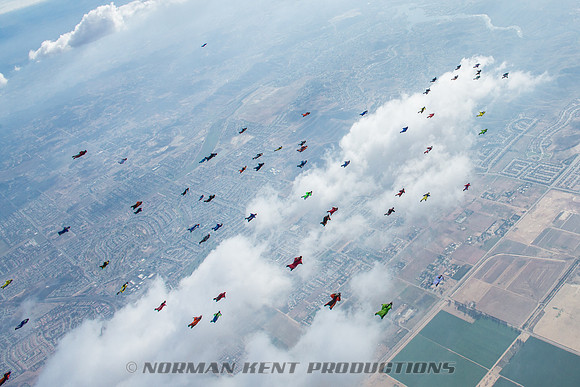 0081--NKP-Wingsuit Record 2015-9704