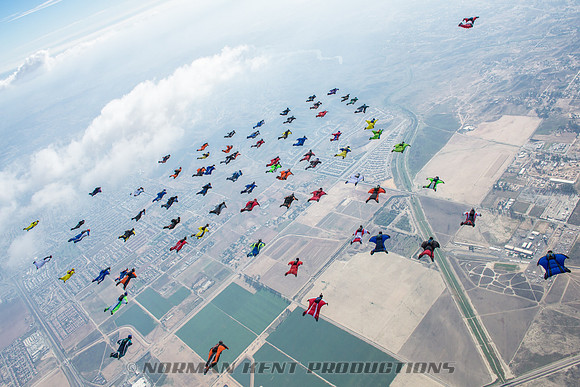 0084--NKP-Wingsuit Record 2015-9735