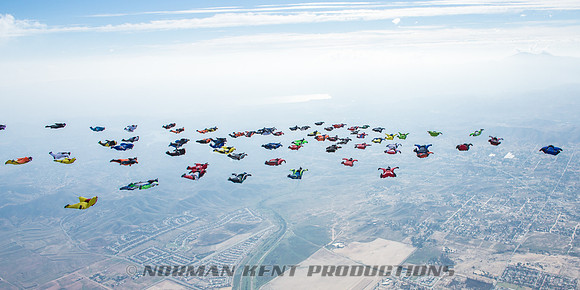 0087--NKP-Wingsuit Record 2015-9789