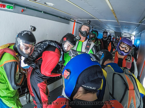 0092--NKP-Wingsuit Record 2015-0012693