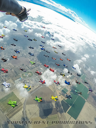 0095--NKP-Wingsuit Record 2015-0012766