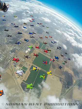 0115--NKP-Wingsuit Record 2015-0033153
