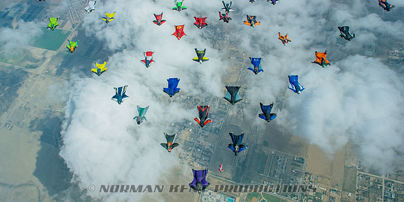 0138--NKP-Wingsuit Record 2015--44